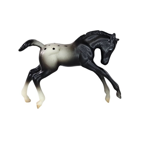 Breyer Stablemate Scrambling Foal Baby Horse Black Blanket Appaloosa Fun #5977 - Picture 1 of 8
